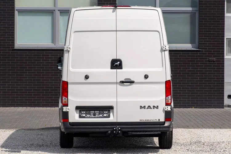 MAN TGE 3.180 Długi AUTOMAT 180KM zdjęcie 27