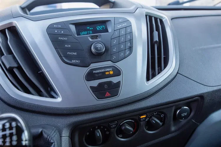 Ford Transit L3H2 170KM Blaszak TREND 3500kg zdjęcie 30