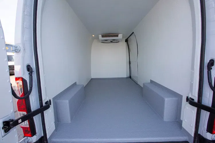 Renault Master L3H2 MAXI 2.3 150KM zdjęcie 47