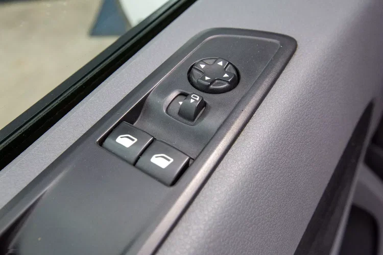 Peugeot Expert L3H1 DŁUGI 2.0 Automat zdjęcie 45