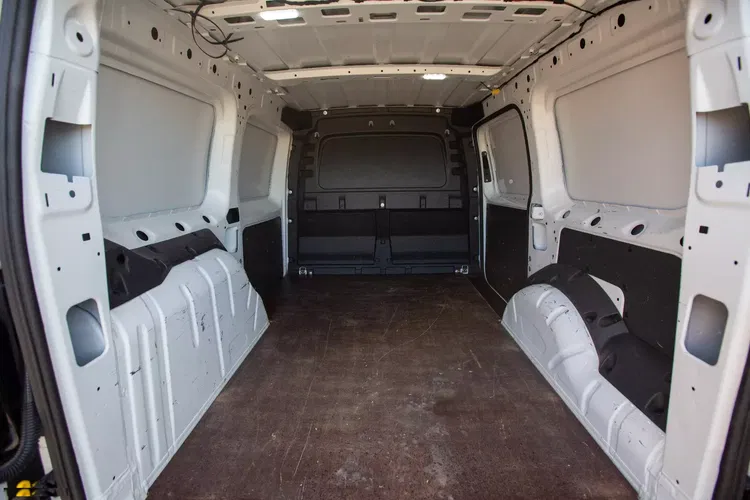 Volkswagen Caddy Cargo MAXI L2H1 2.0 TDI NOWY MODEL zdjęcie 42