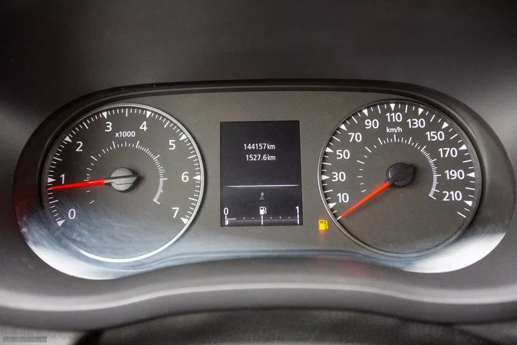 Renault Master 2.3 BLUE DCI L3H2 bogate wyposażenie zdjęcie 35