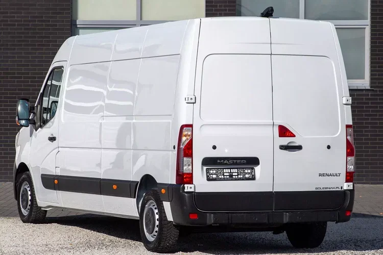 Renault Master L3H2 2.3 180KM AUTOMAT zdjęcie 19