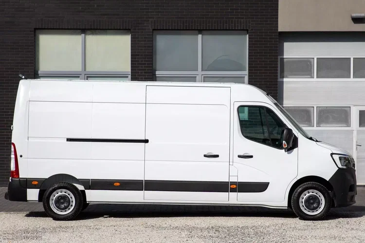 Renault Master L3H2 2.3 180KM AUTOMAT zdjęcie 20