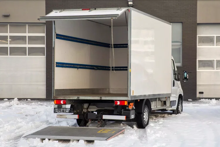 Fiat Ducato 2.3 KONTENER + WINDA dHollandia 750kg zdjęcie 6