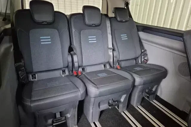 Ford tourneo-custom zdjęcie 8