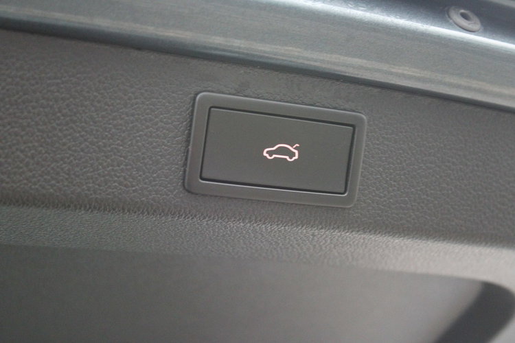 Skoda Superb Ambition DSG Kamera netto 69 837 PLN Gwarancja G.Fotele zdjęcie 14