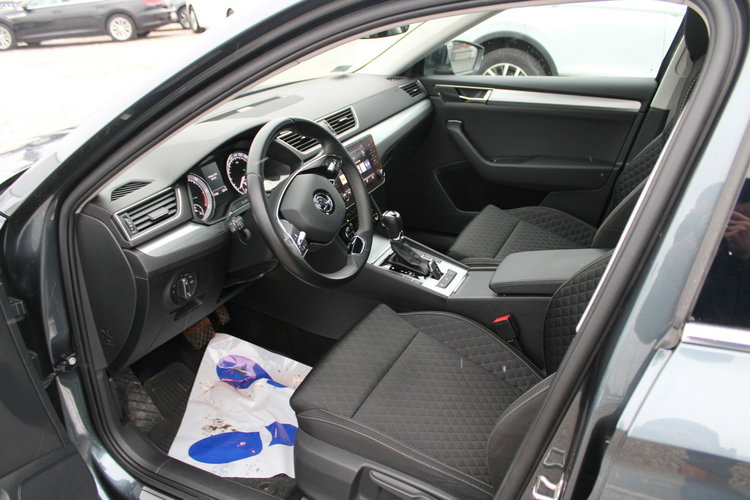 Skoda Superb Ambition DSG Kamera netto 69 837 PLN Gwarancja G.Fotele zdjęcie 18
