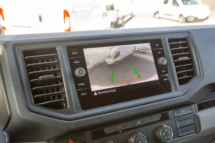 Volkswagen Crafter 7-osób BRYGADÓWKA L3H2 140KM zdjęcie 31