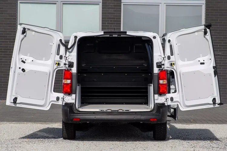 Fiat Scudo 2.0 L3H1 AUTOMAT 180KM wersja Maxi zdjęcie 27