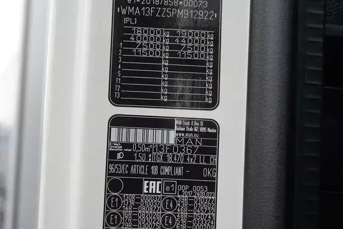 MAN TGX / 18.470 / E 6 / GM / ZESTAW PRZEJAZDOWY 120 M3 / ŁAD. 14 815 KG / RETARDER zdjęcie 11