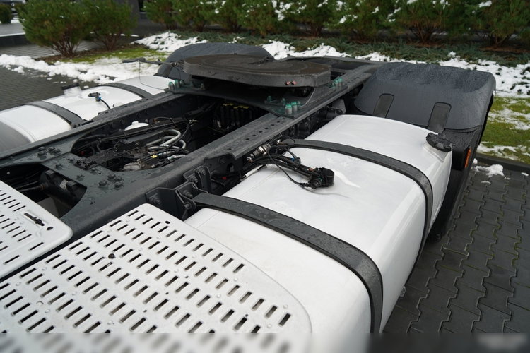 DAF XF 480 / SUPER SPACE CAB / OPONY 100% / 2021 ROK zdjęcie 12