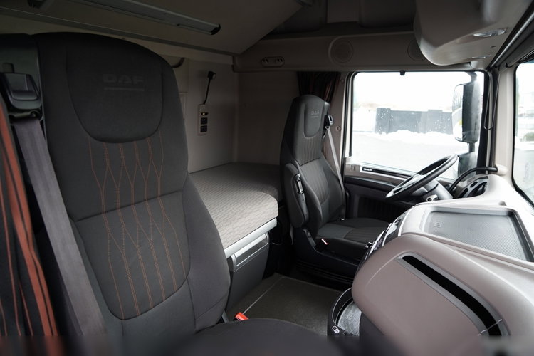 DAF XF 480 / SUPER SPACE CAB / OPONY 100% / 2021 ROK zdjęcie 36