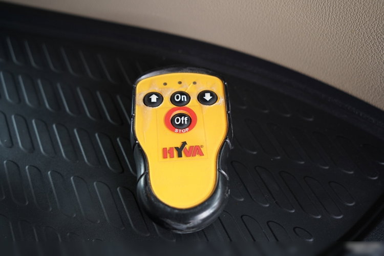 Mercedes ACTROS 1853 / HYDRAULIKA / RETARDER /  BIG SPACE / FLEETBOARD  zdjęcie 37