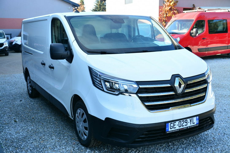 Renault Trafic long L2H1 2.0 150KM pełna opcja zdjęcie 2