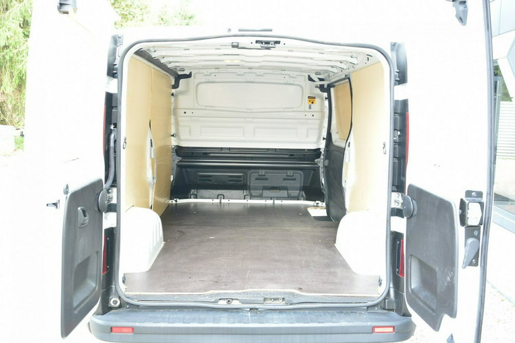 Renault Trafic long L2H1 2.0 150KM pełna opcja zdjęcie 5