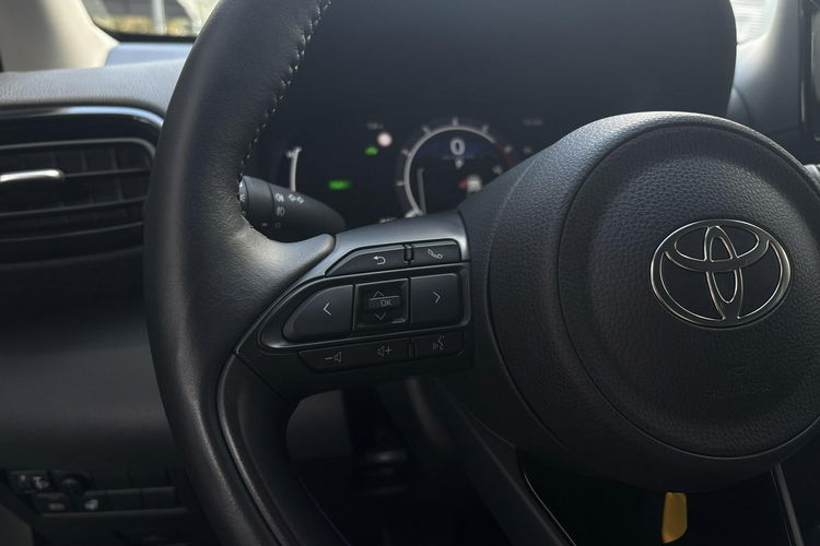 Toyota Yaris 1.5 Hybrid 116KM STYLE, salon Polska, gwarancja, FV23% zdjęcie 21