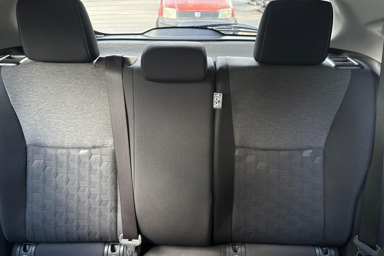Toyota Yaris 1.5 Hybrid 116KM STYLE, salon Polska, gwarancja, FV23% zdjęcie 30