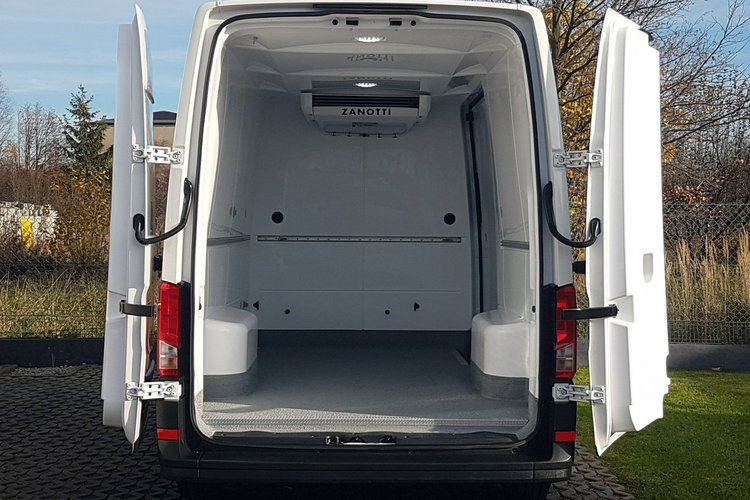 MAN TGE VW CRAFTER CHŁODNIA MROŹNIA AGREGTA IZOTERMA GRZANIE DŁUGI WYSOKI zdjęcie 5