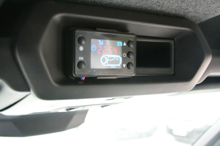 Renault Master max 9 osobowy 2025r nowy 170KM zdjęcie 16