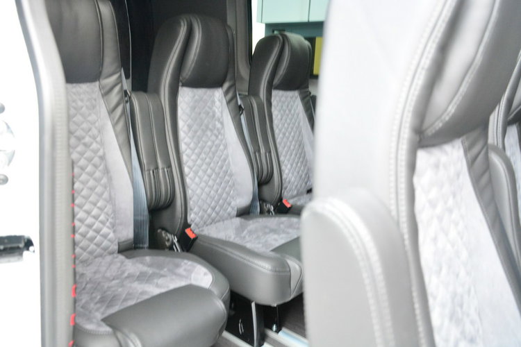 Renault Master max 9 osobowy 2025r nowy 170KM zdjęcie 7