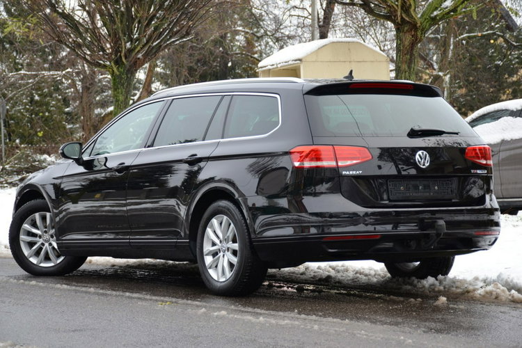 Volkswagen Passat Czarny Zarejestrowany 1.6TDI 120KM Serwis Skóra Navi Kamera zdjęcie 8