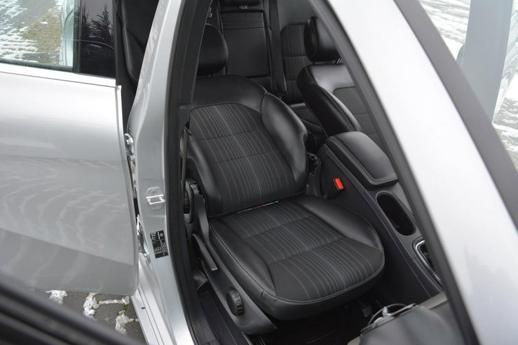 B 180 Navigacja Chromy 2x Parktronik Grzane Fotele Alu 17"ASO Mercedes zdjęcie 20