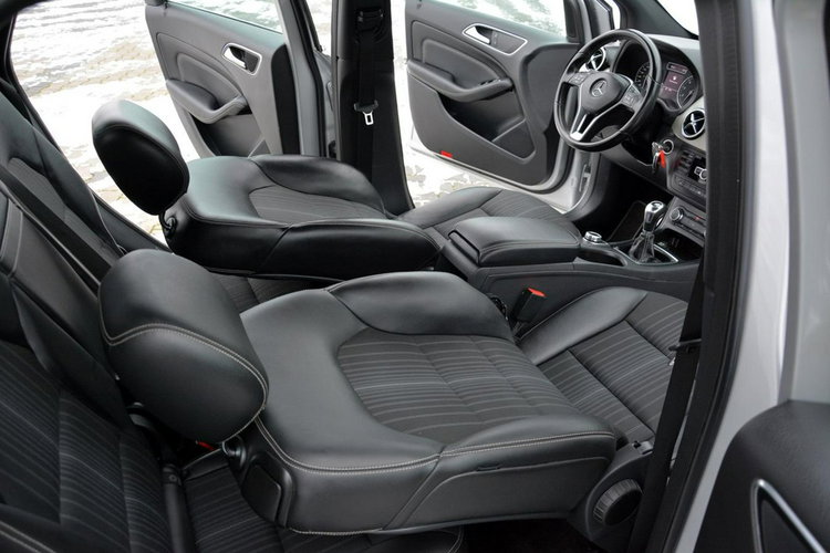 B 180 Navigacja Chromy 2x Parktronik Grzane Fotele Alu 17"ASO Mercedes zdjęcie 21