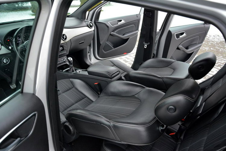 B 180 Navigacja Chromy 2x Parktronik Grzane Fotele Alu 17"ASO Mercedes zdjęcie 24