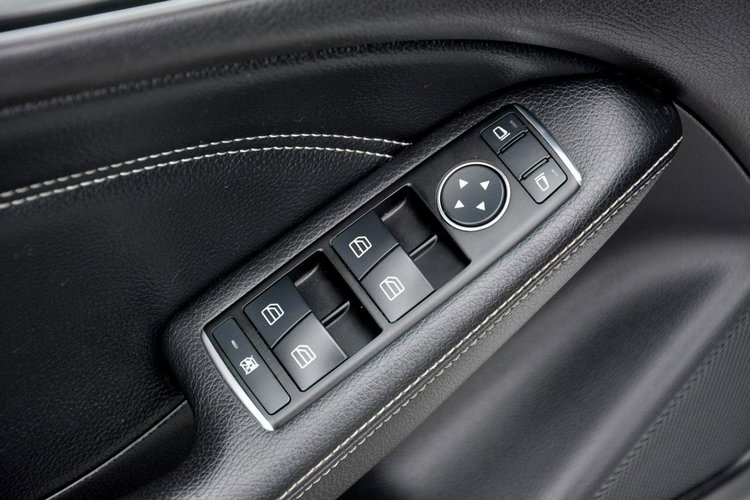 B 180 Navigacja Chromy 2x Parktronik Grzane Fotele Alu 17"ASO Mercedes zdjęcie 33