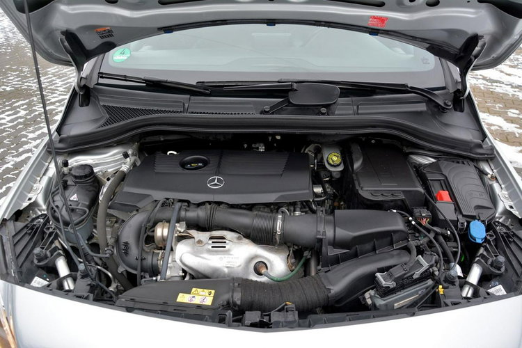 B 180 Navigacja Chromy 2x Parktronik Grzane Fotele Alu 17"ASO Mercedes zdjęcie 37