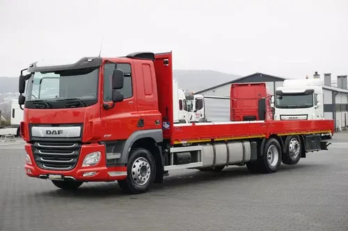DAF CF / 410 / ACC / E 6 / SKRZYNIOWY + NAJAZDY / DŁ. 8, 5 M / OŚ SKRĘTNA / ŁAD. 15 420 KG