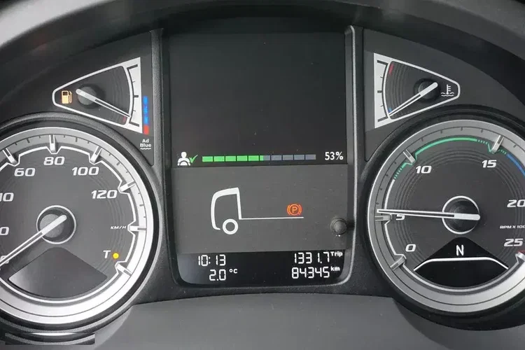 DAF CF / 410 / ACC / E 6 / SKRZYNIOWY + NAJAZDY / DŁ. 8, 5 M / OŚ SKRĘTNA / ŁAD. 15 420 KG zdjęcie 12