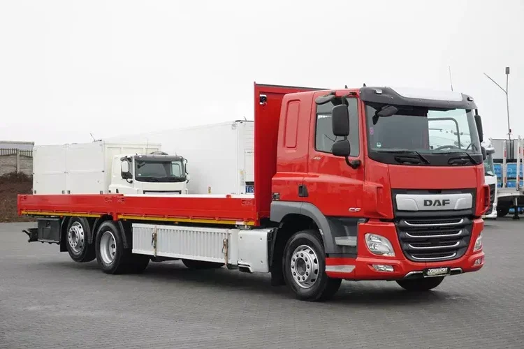 DAF CF / 410 / ACC / E 6 / SKRZYNIOWY + NAJAZDY / DŁ. 8, 5 M / OŚ SKRĘTNA / ŁAD. 15 420 KG zdjęcie 2