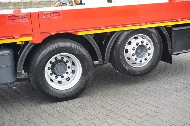 DAF CF / 410 / ACC / E 6 / SKRZYNIOWY + NAJAZDY / DŁ. 8, 5 M / OŚ SKRĘTNA / ŁAD. 15 420 KG zdjęcie 28