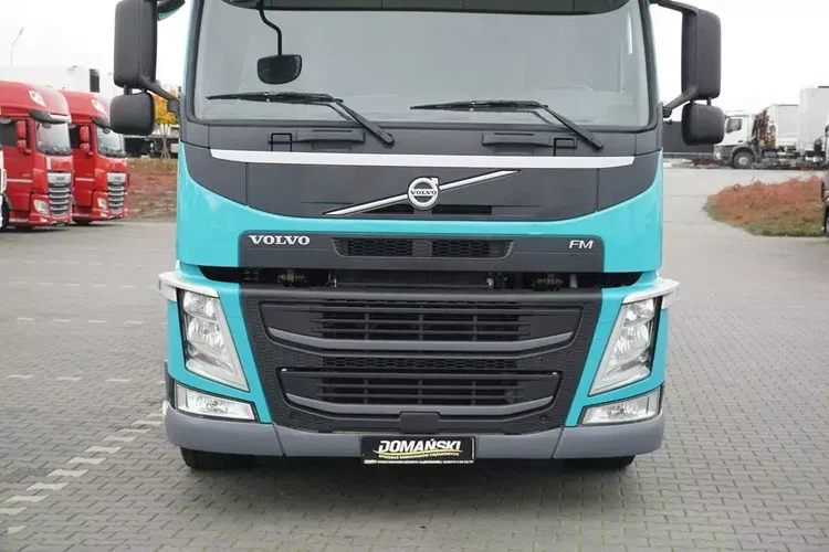 Volvo FM / 330 / E 6 / CHŁODNIA + WINDA / 23 PALETY / OŚ SKRĘTNA / DŁ 9.4 M zdjęcie 21