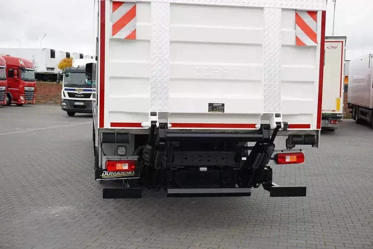 Volvo FM / 330 / E 6 / CHŁODNIA + WINDA / 23 PALETY / OŚ SKRĘTNA / DŁ 9.4 M zdjęcie 28