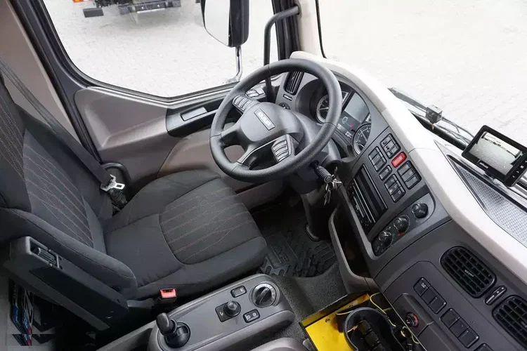 DAF LF / 260 / ACC / SKRZYNIOWY + HDS / HYVA HC-183 / PILOT / ROTATOR / WIDŁY zdjęcie 13