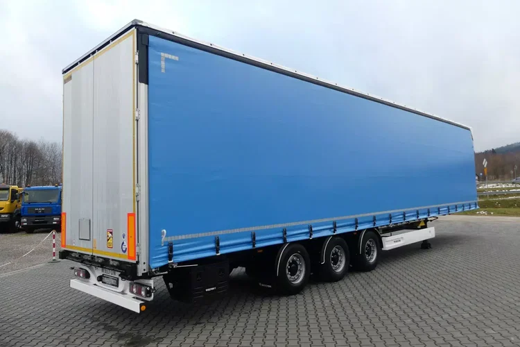 Wielton MEGA / FIRANKA / OŚ PODNOSZONA / DACH PODNOSZONY / zdjęcie 11