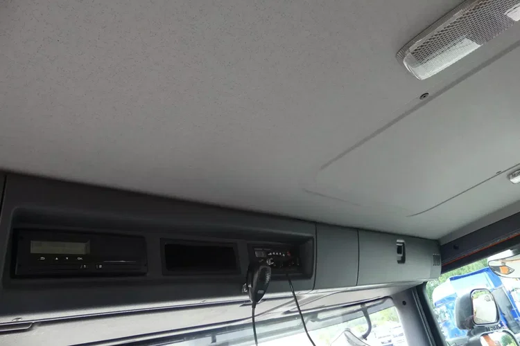 Scania P410 8x4 / WYWROTKA TYLNO ZSYPOWA / ALUFELGI / MANUAL / zdjęcie 24