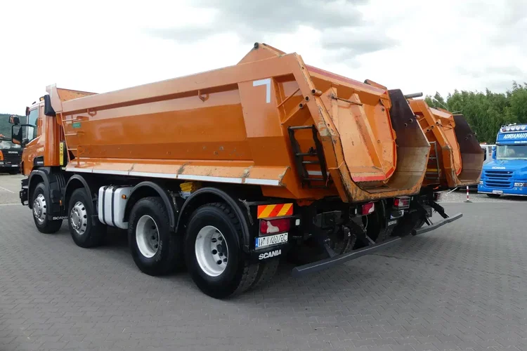 Scania P410 8x4 / WYWROTKA TYLNO ZSYPOWA / ALUFELGI / MANUAL / zdjęcie 6