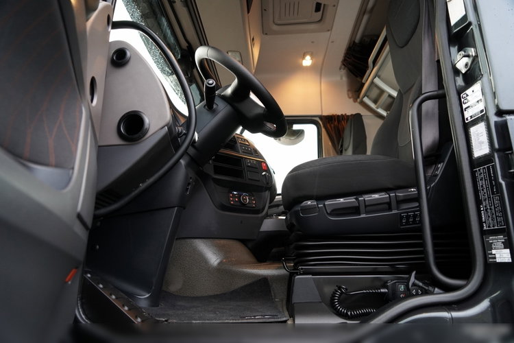 DAF XF 480 / SPACE CAB / HYDRAULIKA / ALUFELGI /  zdjęcie 23