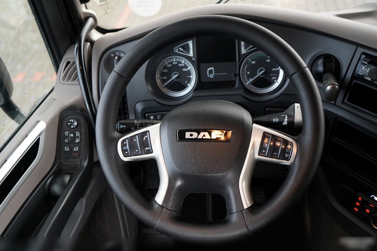 DAF XF 480 / SPACE CAB / HYDRAULIKA / ALUFELGI /  zdjęcie 28