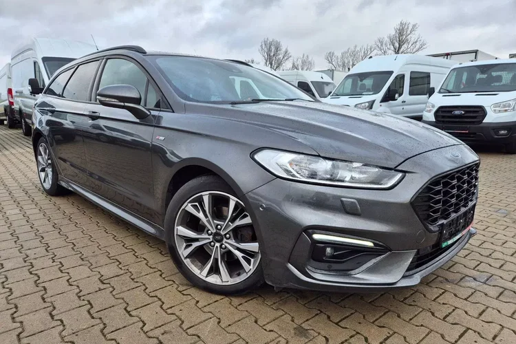 Ford mondeo zdjęcie 3