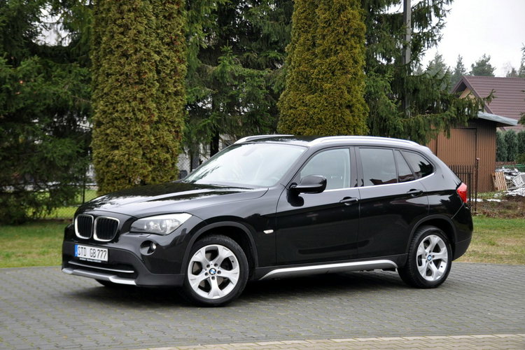 BMW X1 2.0d(163KM) Bi-Xenon Ringi Klimatronik Welur Reling Chrom Alu17"ASO zdjęcie 11