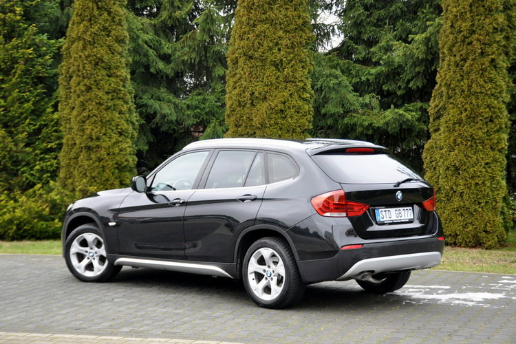 BMW X1 2.0d(163KM) Bi-Xenon Ringi Klimatronik Welur Reling Chrom Alu17"ASO zdjęcie 13