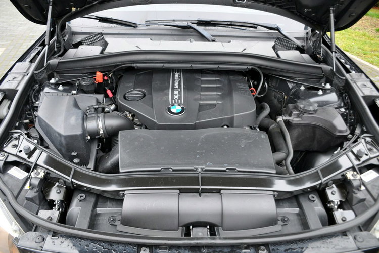 BMW X1 2.0d(163KM) Bi-Xenon Ringi Klimatronik Welur Reling Chrom Alu17"ASO zdjęcie 37