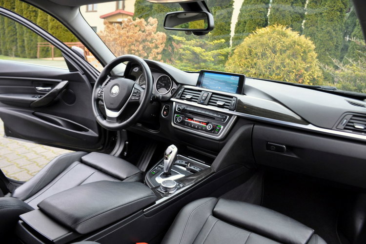 BMW 320 2.0d(143KM) Luxury Xenon Ringi Duża Navi El.Klapa I Wł Skóry Alu17" zdjęcie 24