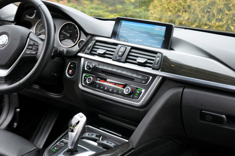 BMW 320 2.0d(143KM) Luxury Xenon Ringi Duża Navi El.Klapa I Wł Skóry Alu17" zdjęcie 26