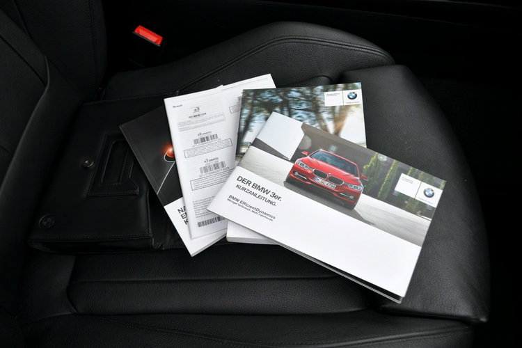 BMW 320 2.0d(143KM) Luxury Xenon Ringi Duża Navi El.Klapa I Wł Skóry Alu17" zdjęcie 40